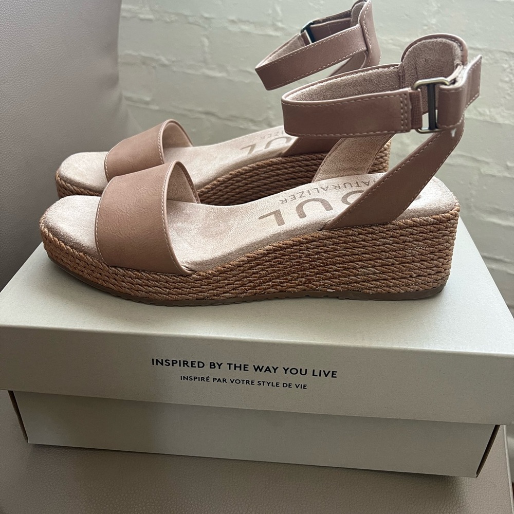 Naturalizer Women's Gloria Wedge Sandals, Size 8.5 Color, Cookie Dough